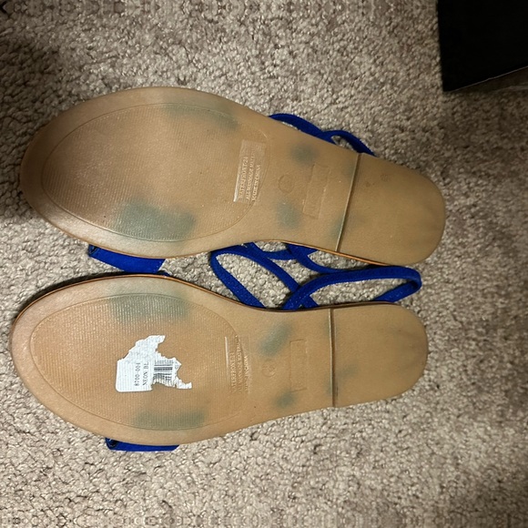 Sandals - Picture 2 of 2